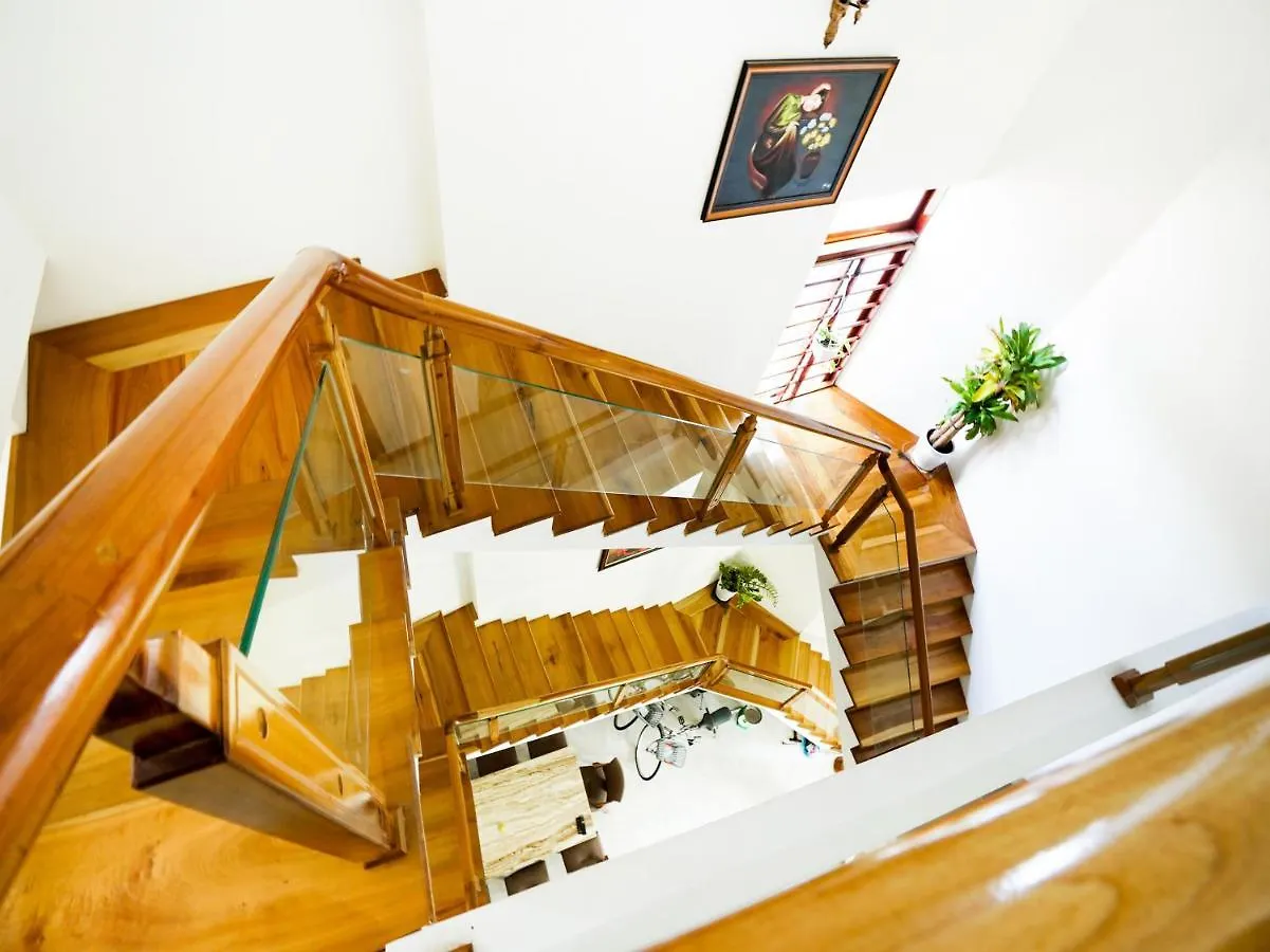Legend Connect Homestay Hoi An 3*,